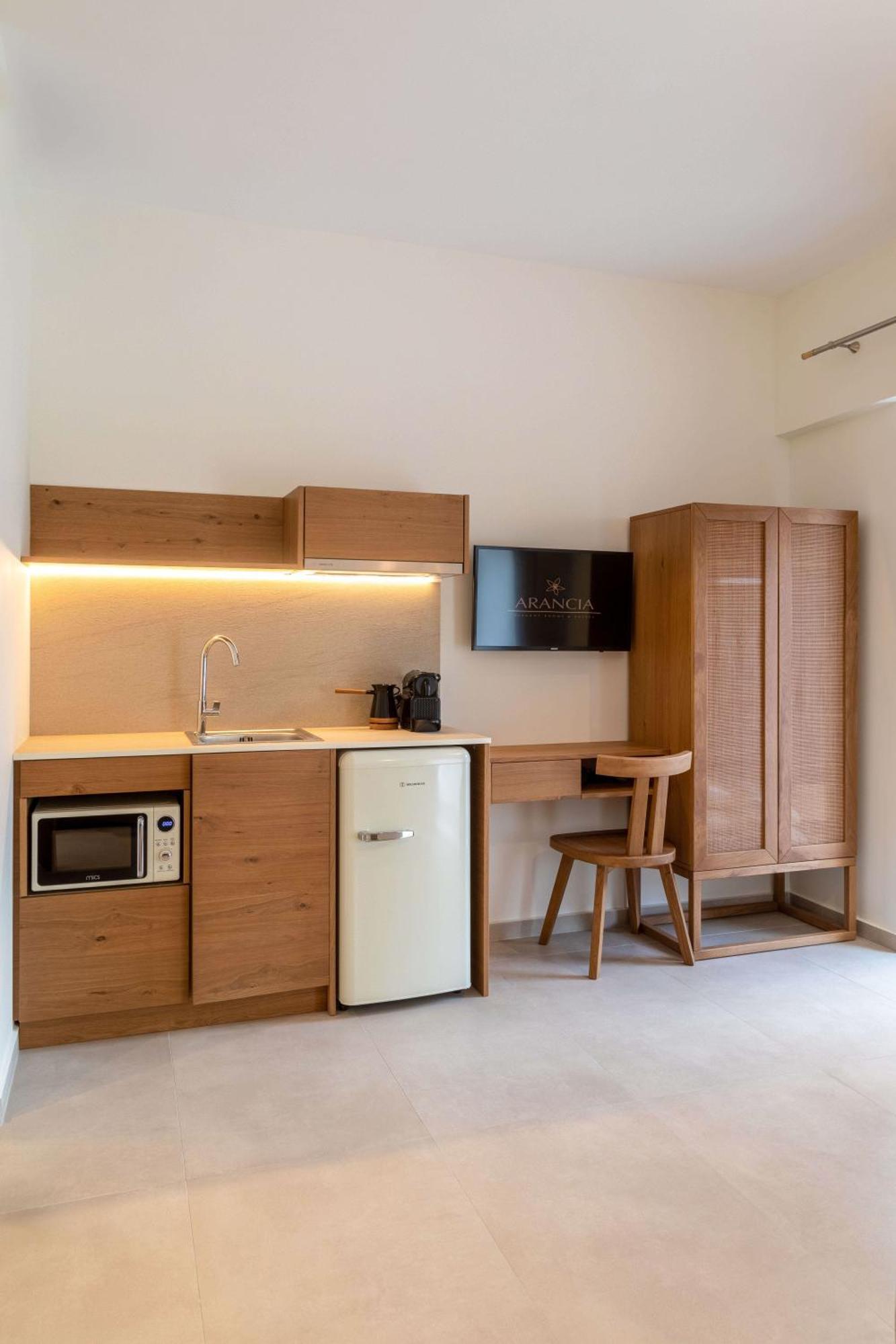 Arancia Elegant Rooms And Suites Tolón Zewnętrze zdjęcie
