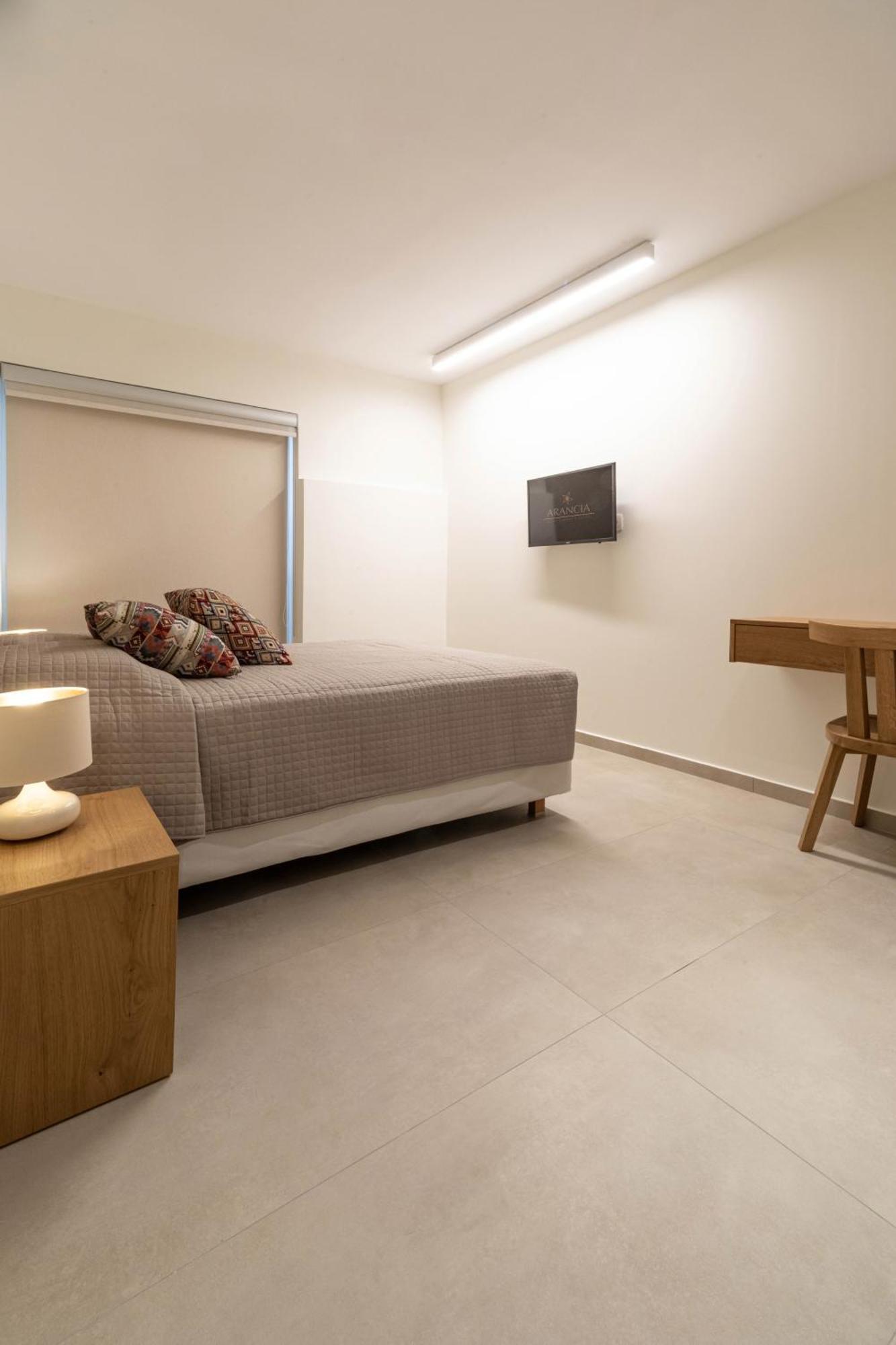 Arancia Elegant Rooms And Suites Tolón Zewnętrze zdjęcie