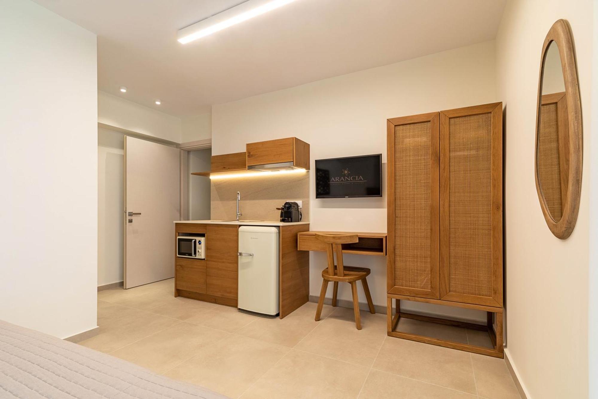 Arancia Elegant Rooms And Suites Tolón Zewnętrze zdjęcie