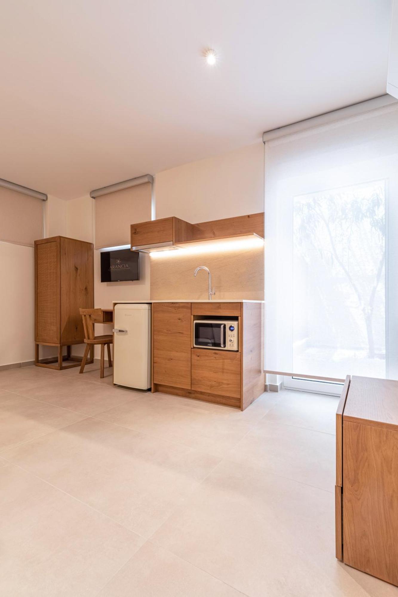 Arancia Elegant Rooms And Suites Tolón Zewnętrze zdjęcie