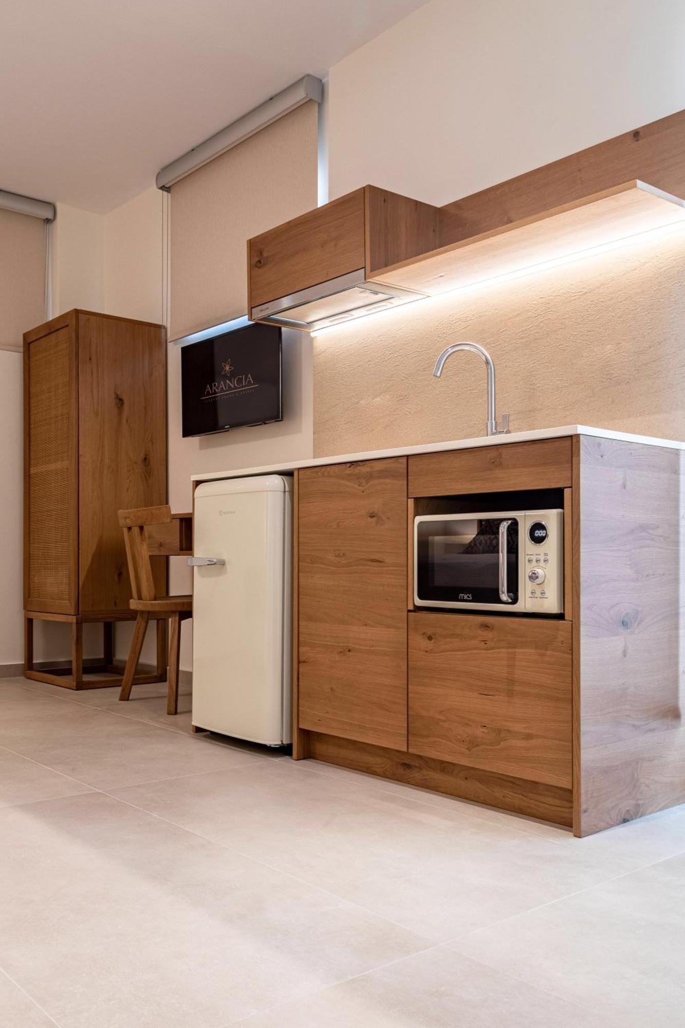 Arancia Elegant Rooms And Suites Tolón Zewnętrze zdjęcie