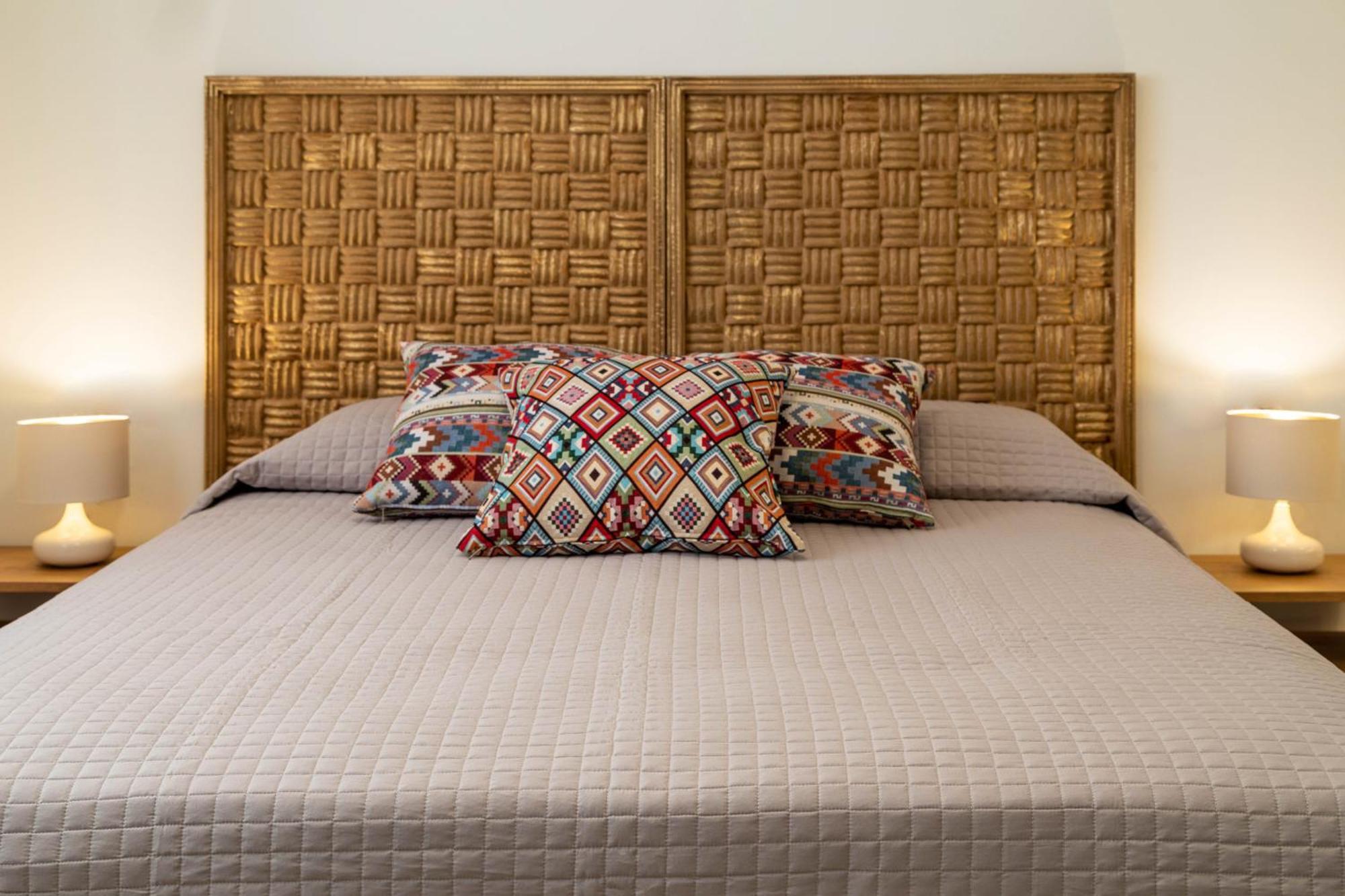Arancia Elegant Rooms And Suites Tolón Zewnętrze zdjęcie
