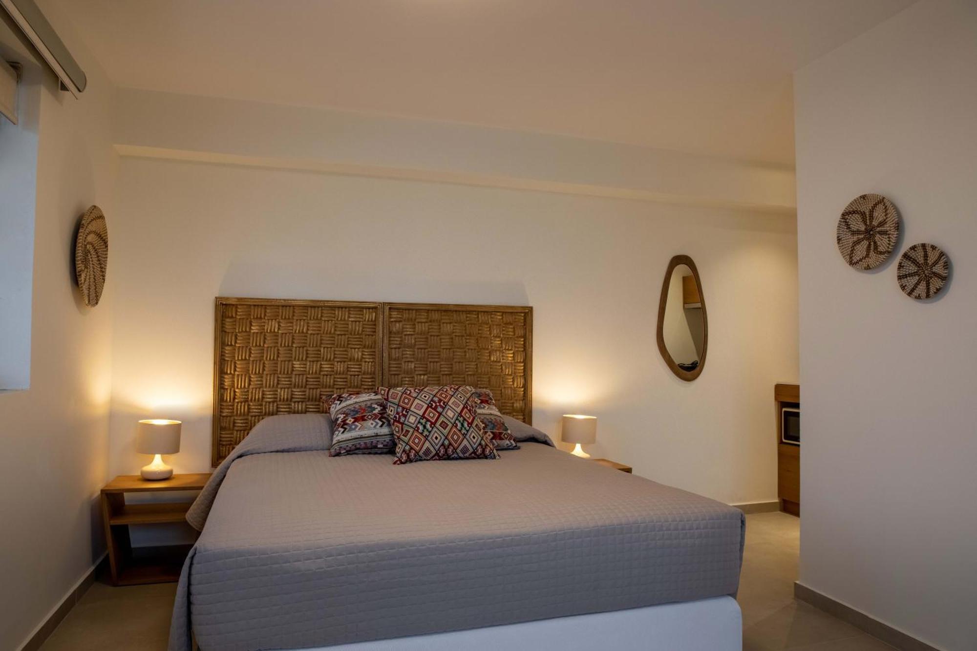 Arancia Elegant Rooms And Suites Tolón Zewnętrze zdjęcie