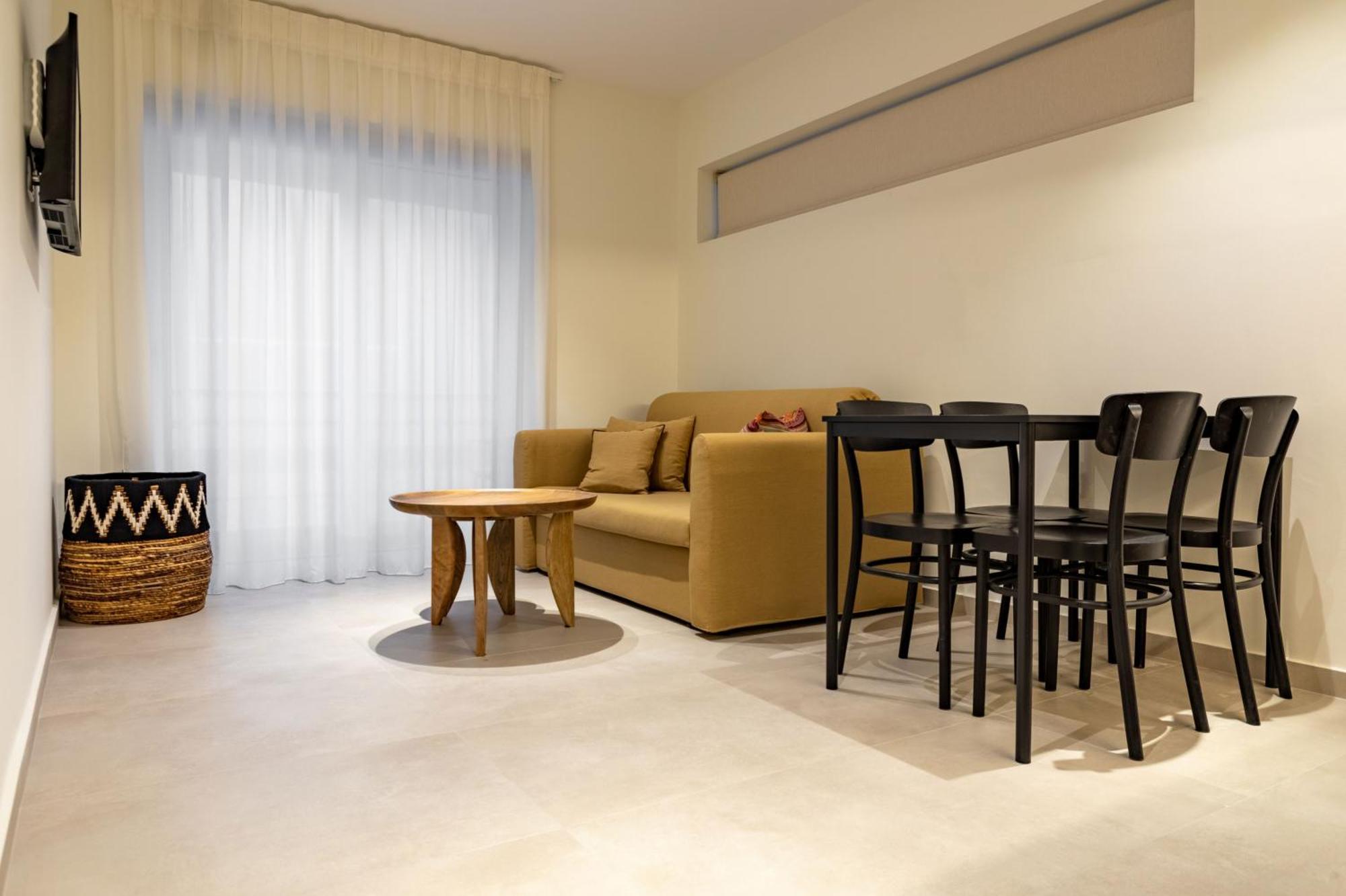 Arancia Elegant Rooms And Suites Tolón Zewnętrze zdjęcie
